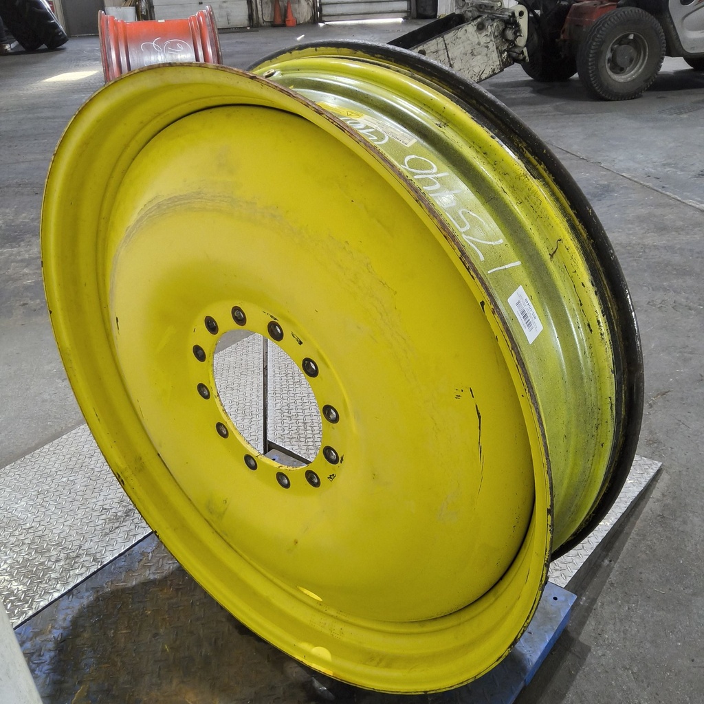 13"W x 46"D, John Deere Yellow 12-Hole Bubble Disc Sprayer , -4.62" Offset