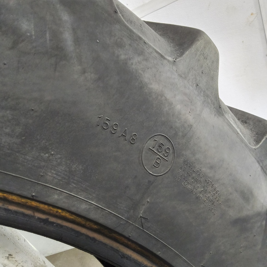 380/90R46 BKT Tires Agrimax RT 945 R-1W 159A8 50%