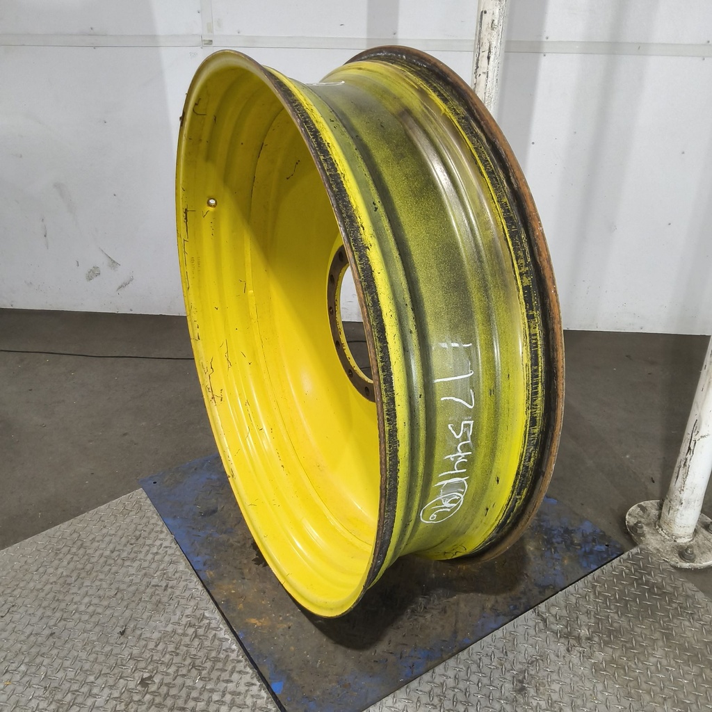 13"W x 46"D, John Deere Yellow 12-Hole Bubble Disc Sprayer , -4.62" Offset
