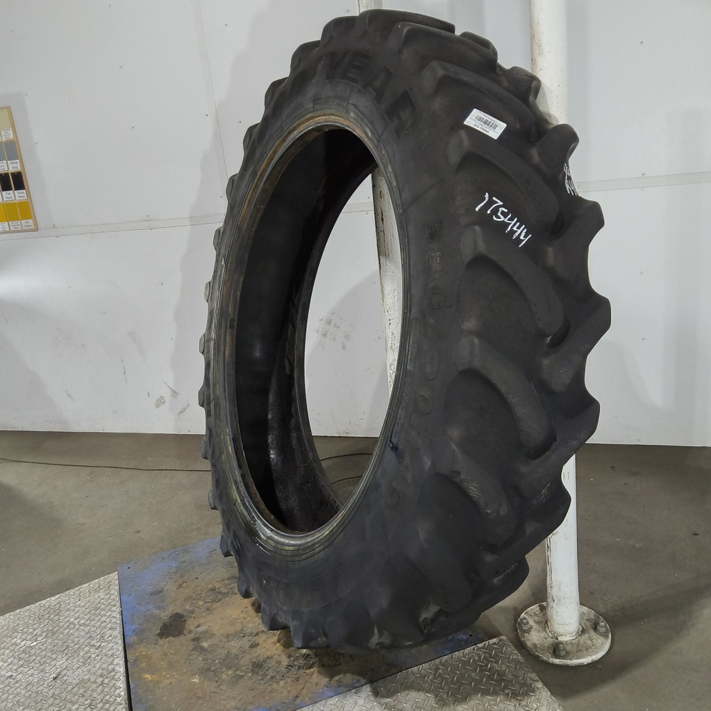 380/90R46 Goodyear Farm Ultra Sprayer R-1 168A8/168B 50%