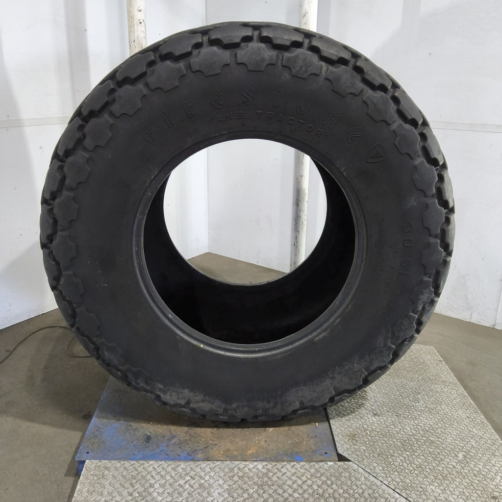 30.5L-32 Firestone All Non-Skid Tractor R-3 G (14 Ply), 85%
