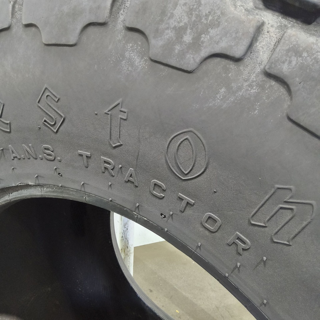 30.5L-32 Firestone All Non-Skid Tractor R-3 G (14 Ply), 85%