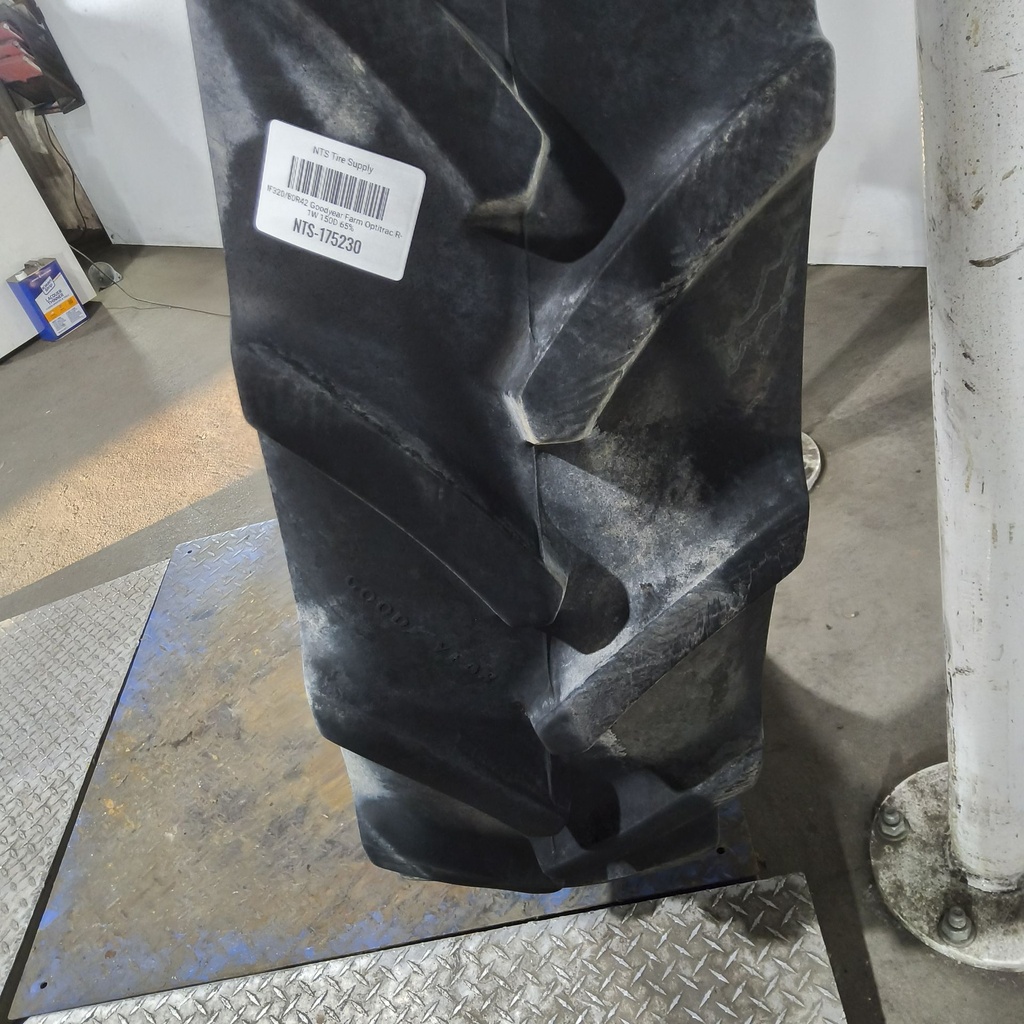 IF320/80R42 Goodyear Farm Optitrac R-1W 150D 65%