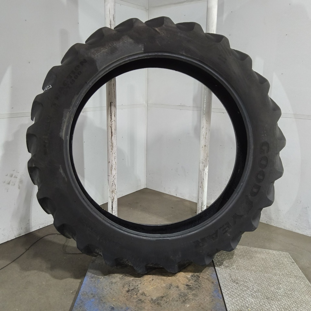 380/90R54 Goodyear Farm DT800 Super Traction R-1W 152A8 55%