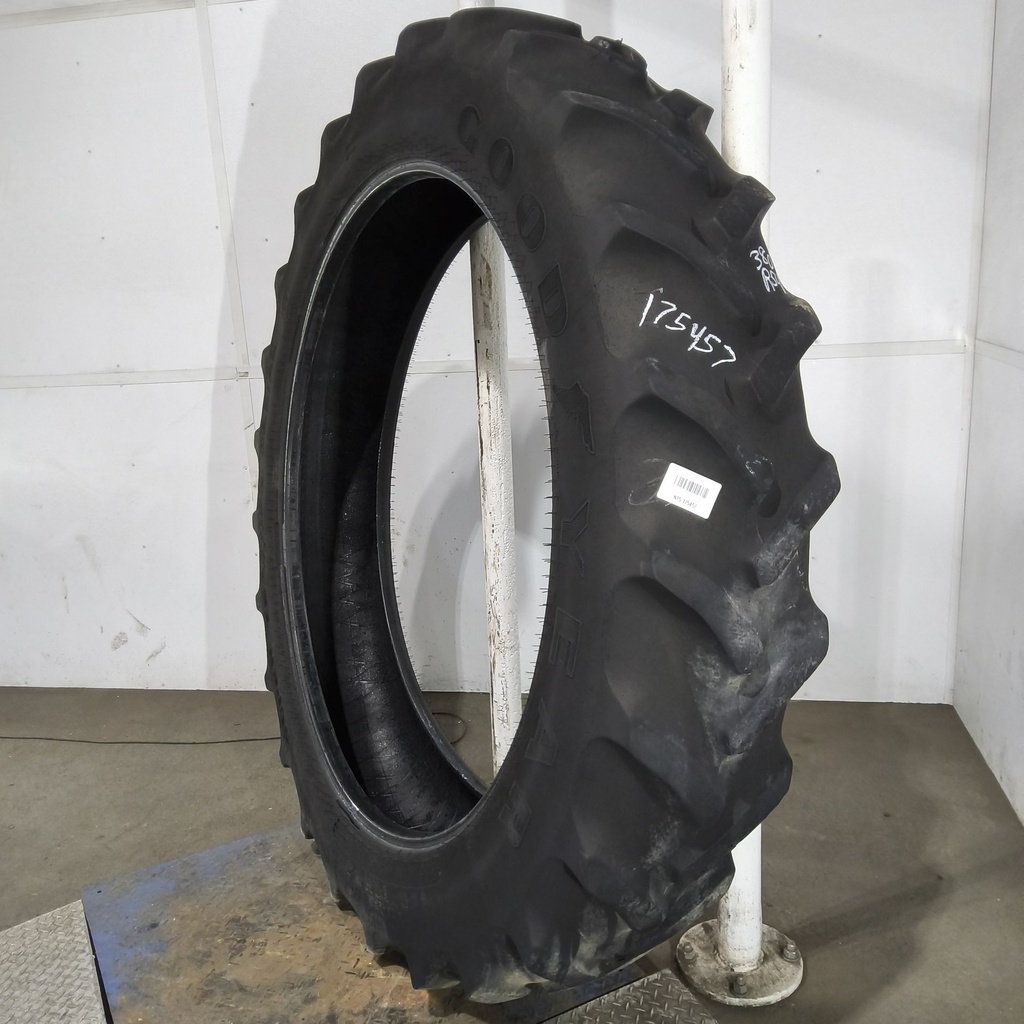 380/90R54 Goodyear Farm DT800 Super Traction R-1W 152A8 40%