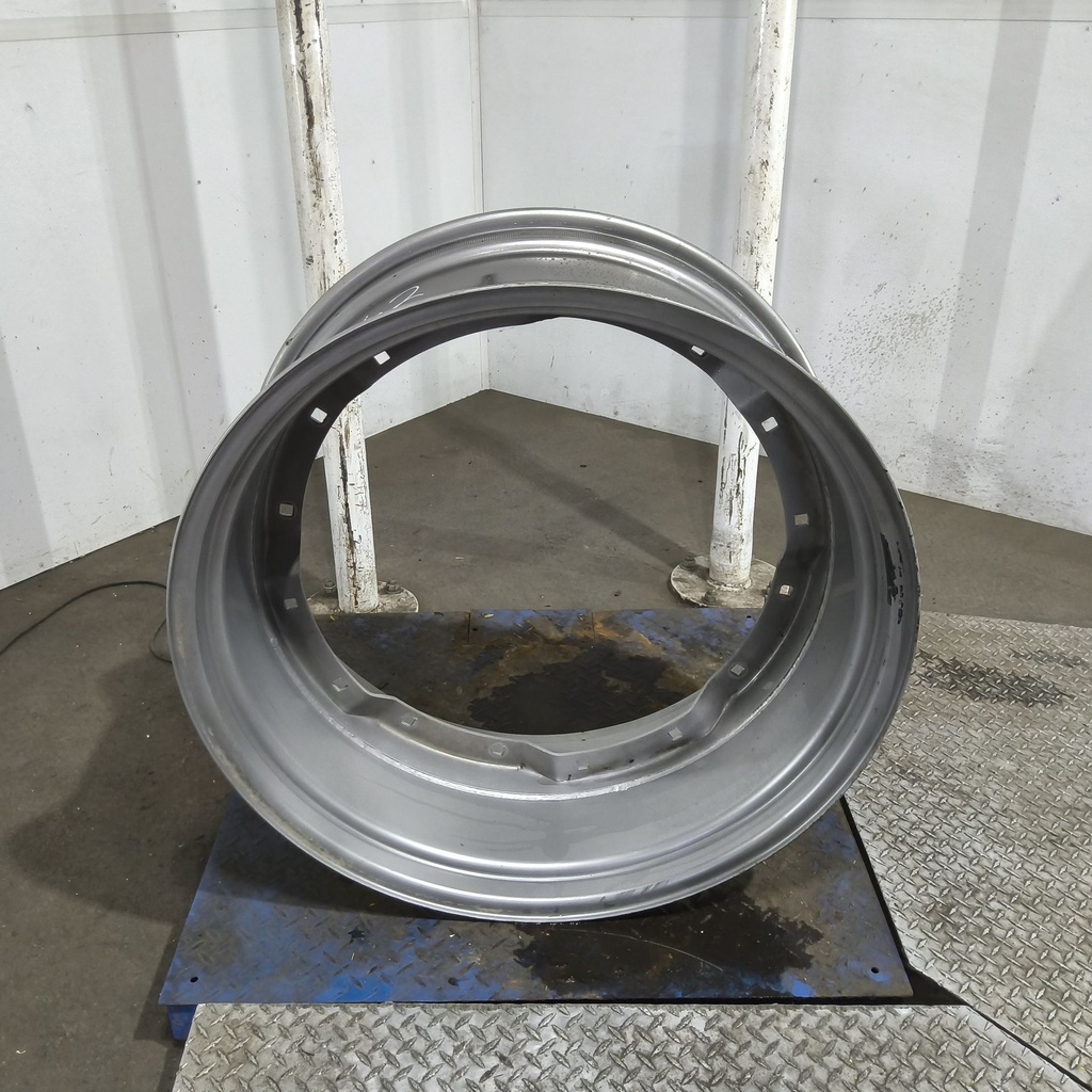 15"W x 34"D, Case IH Silver Mist 8-Hole Waffle Wheel (Groups of 2 Bolts)