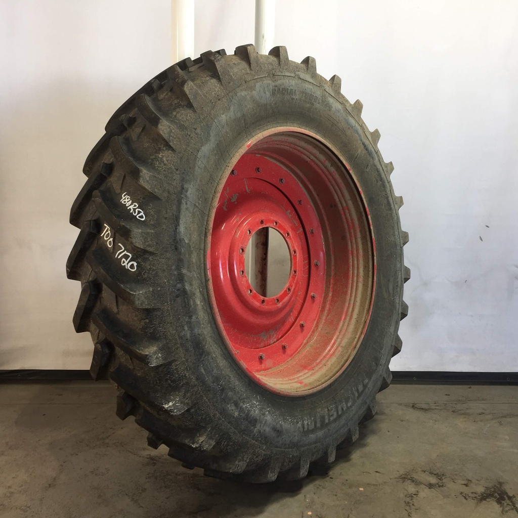 480/95R50 Michelin AgriBib R-1W on Fendt/Agco Red 12-Hole Stub Disc 70%