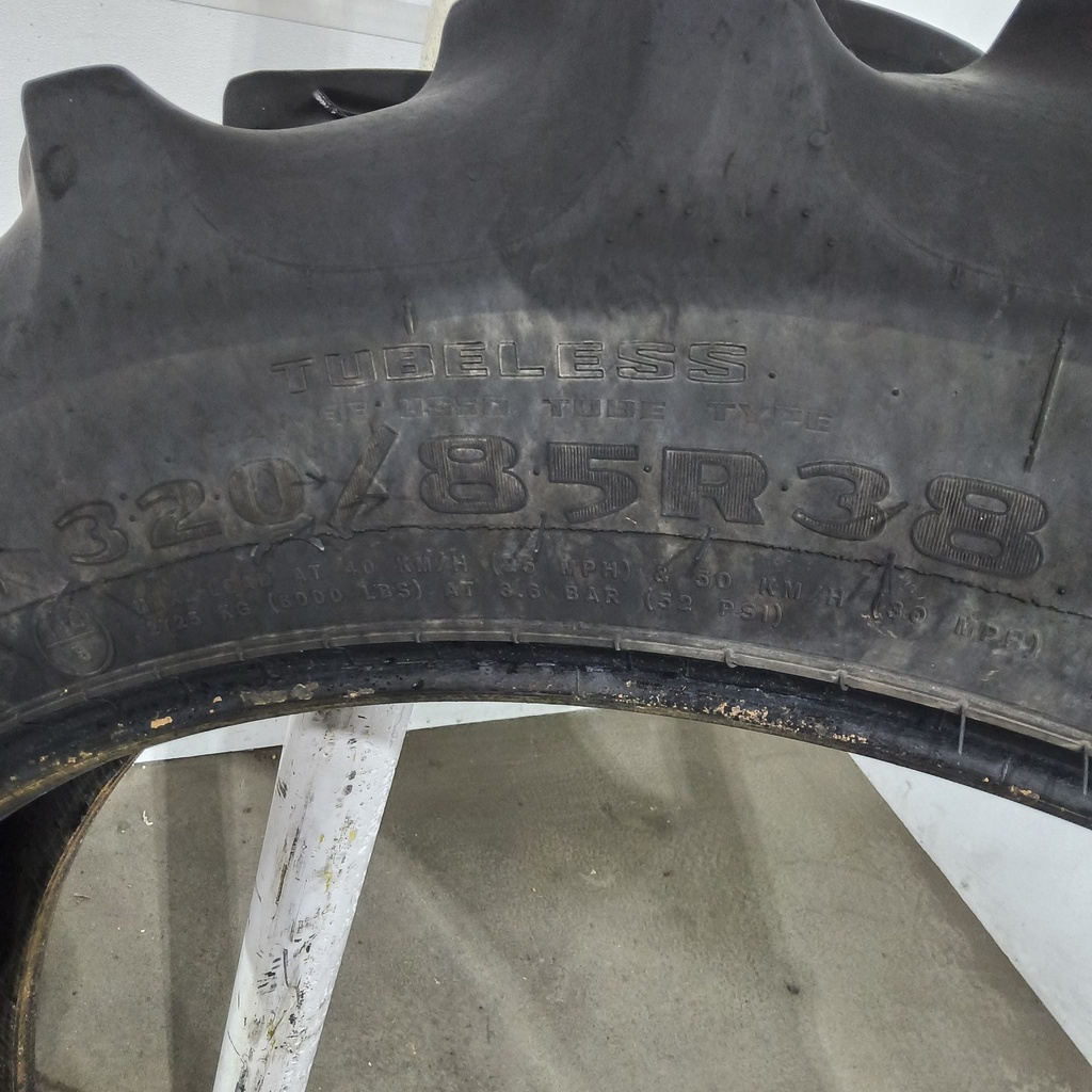320/85R38 Goodyear Farm DT800 Super Traction R-1W 143A8 70%