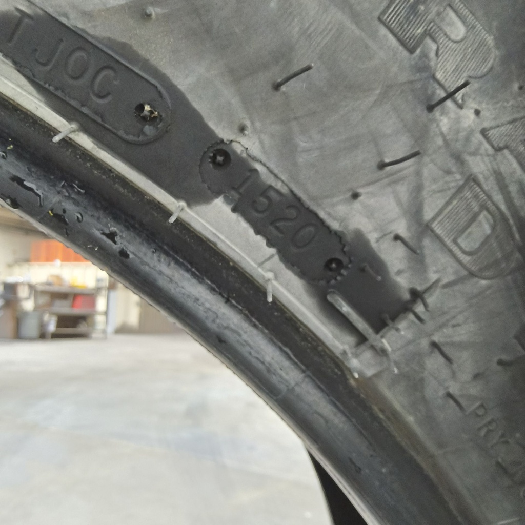 320/85R38 Goodyear Farm DT800 Super Traction R-1W 143A8 70%