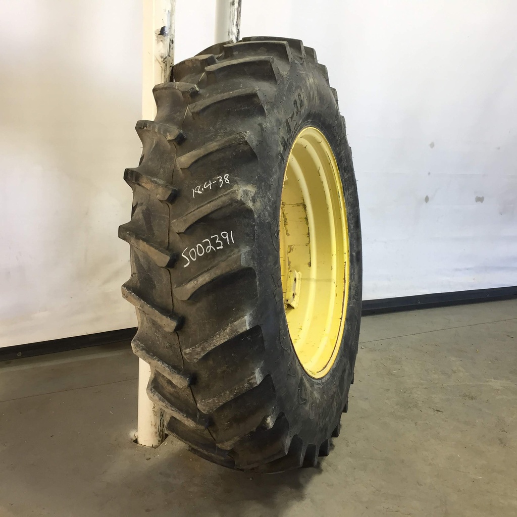 18.4/-38 Firestone Super All Traction II 23 R-1, D (8 Ply) 90%