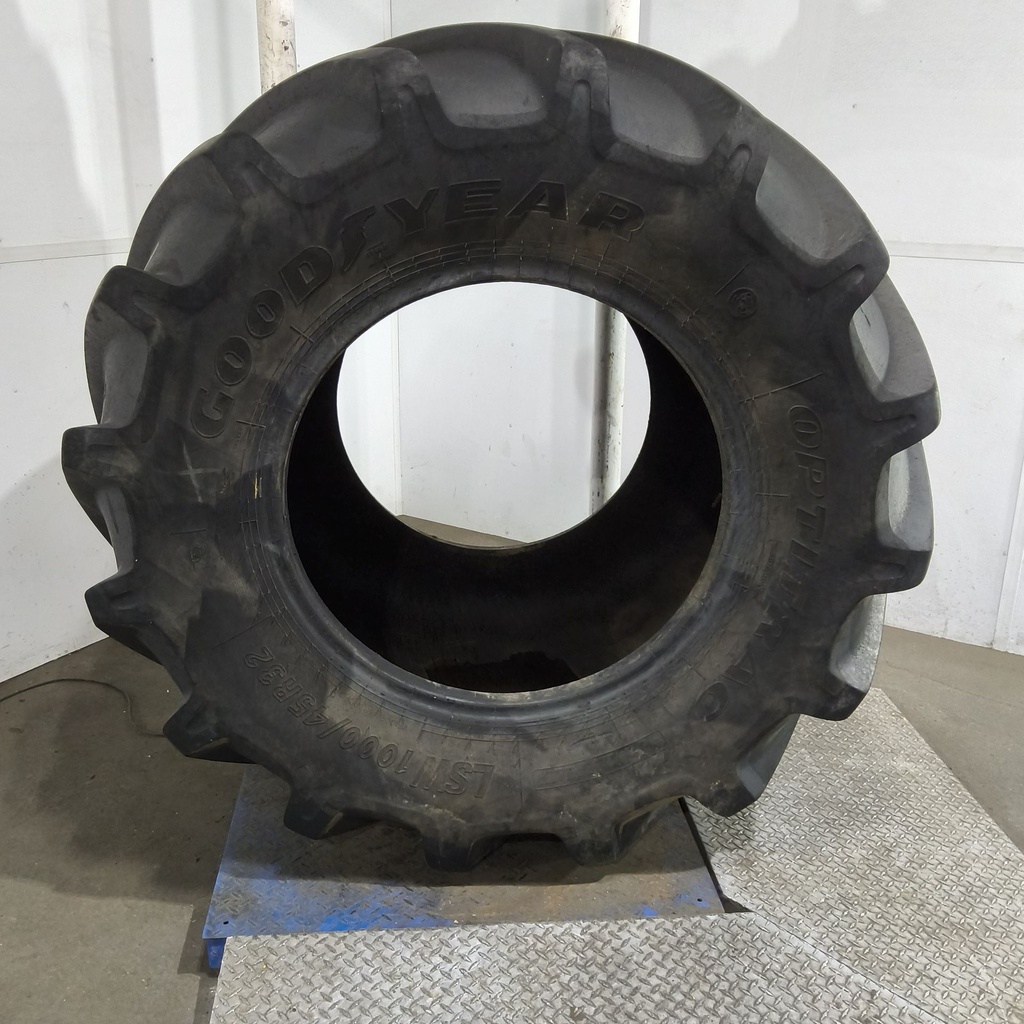 LSW1000/45R32 Goodyear Farm Optitrac R-1W 184D 85%