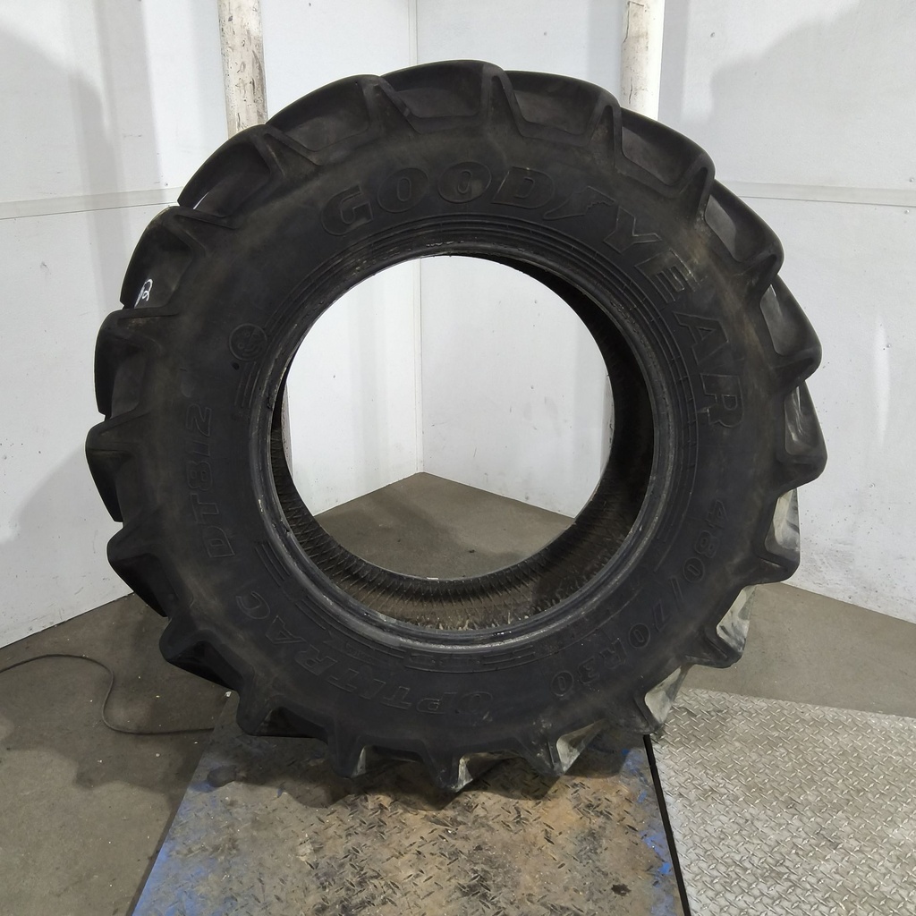 480/70R30 Goodyear Farm DT812 Optitrac R-1W 152B 80%