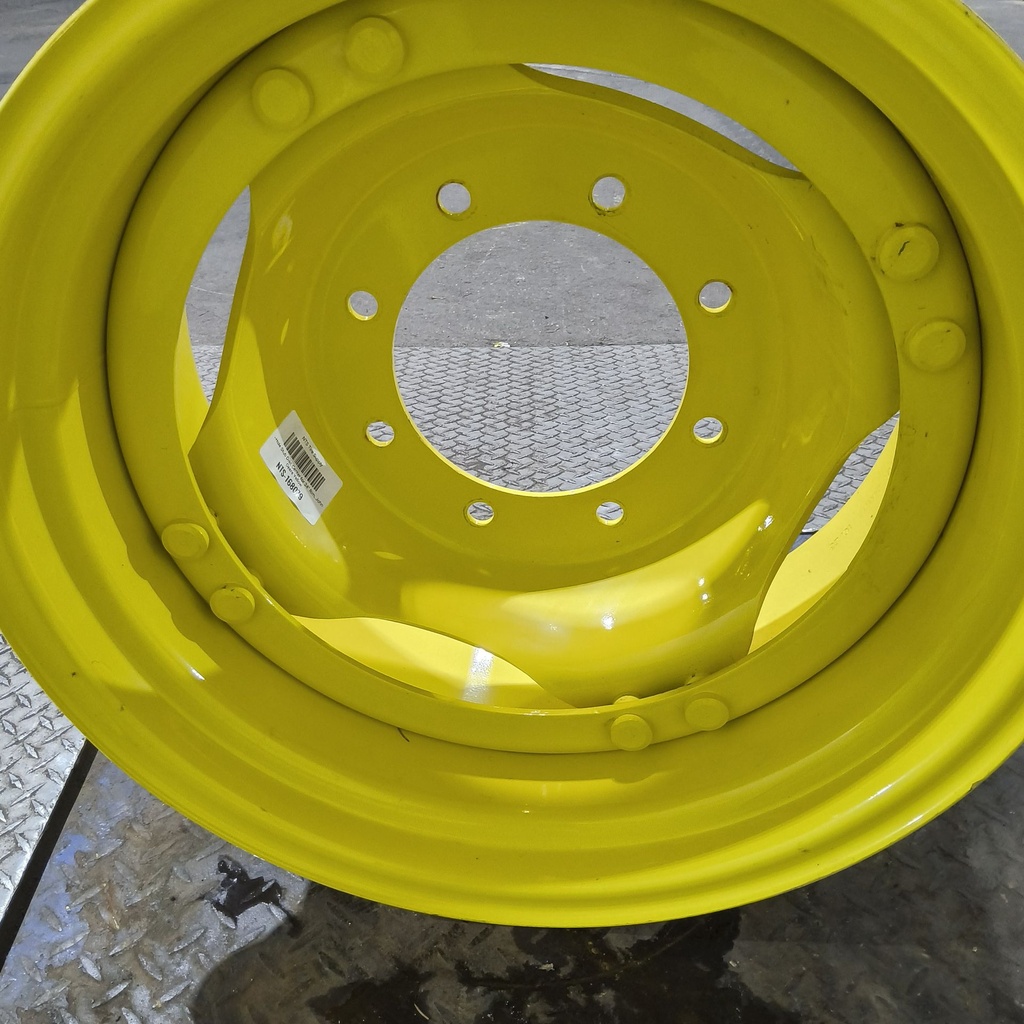 8-Hole Stub Disc Center for 24" Rim, John Deere Yellow
