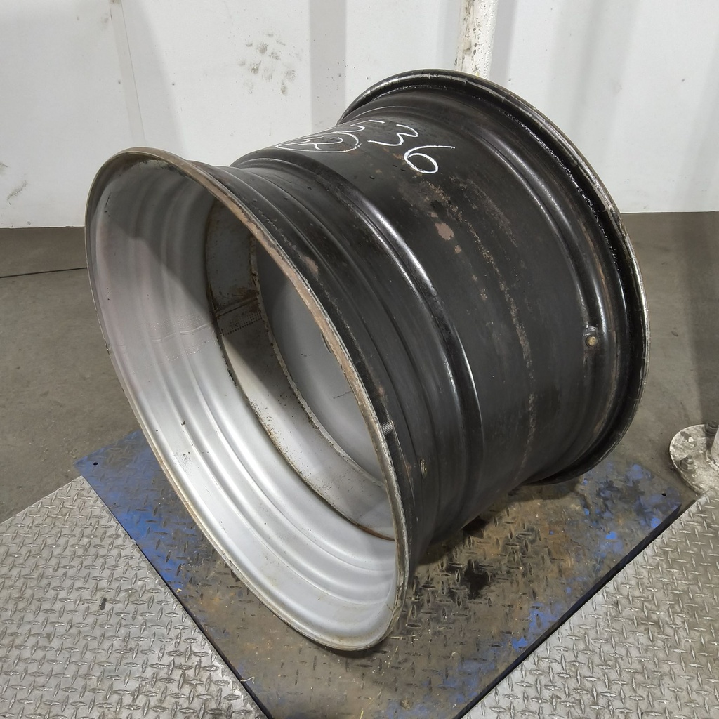 21"W x 32"D, Case IH Silver Mist 10-Hole Formed Plate , -3.75" Offset