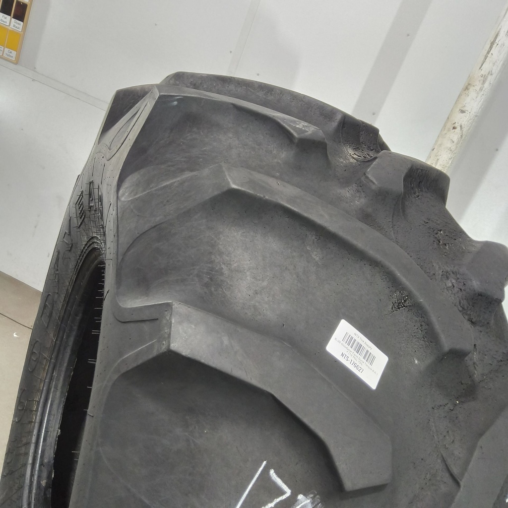 28L-26 Goodyear Farm Dyna Torque II R-1 F (12 Ply), 75%
