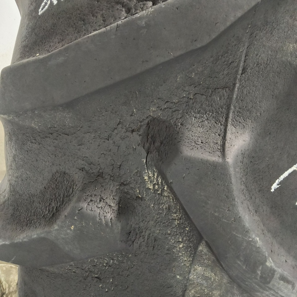 28L-26 Goodyear Farm Dyna Torque II R-1 F (12 Ply), 75%