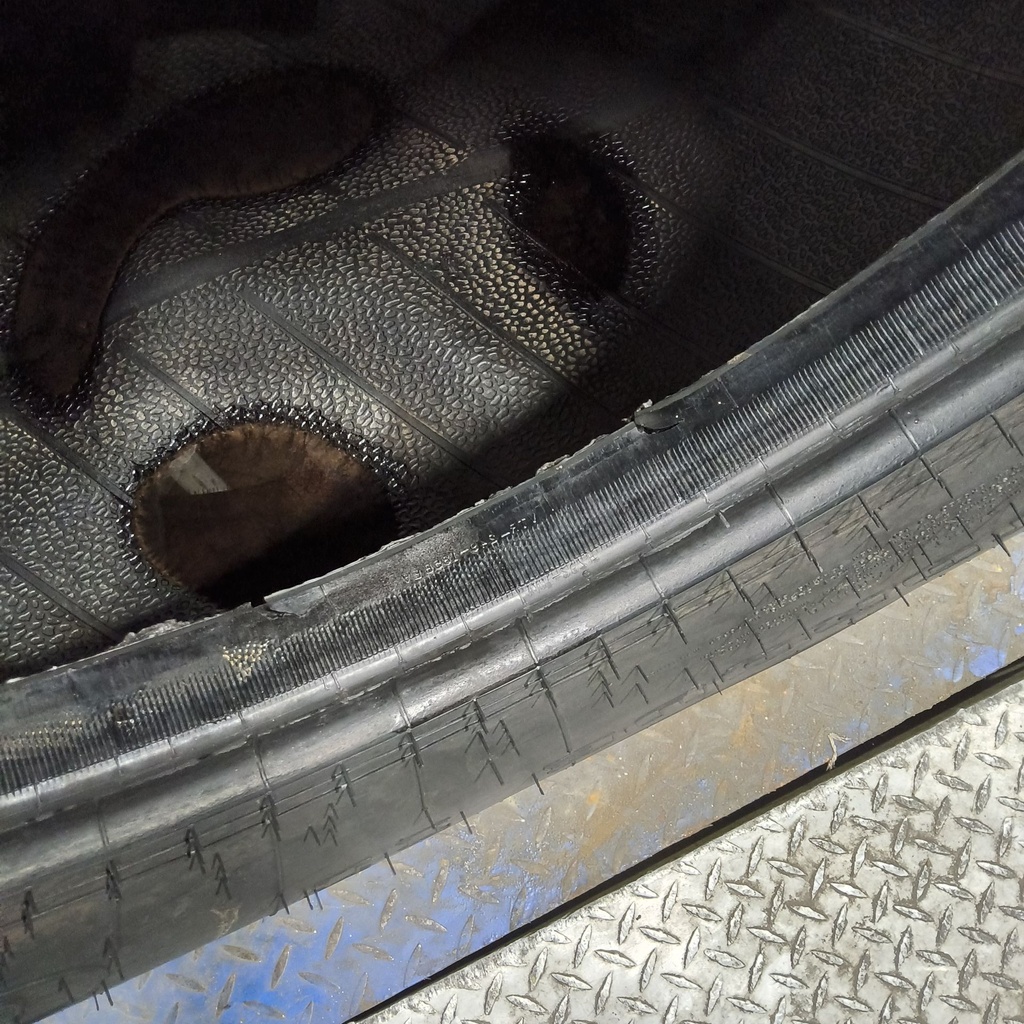 28L-26 Goodyear Farm Dyna Torque II R-1 F (12 Ply), 75%