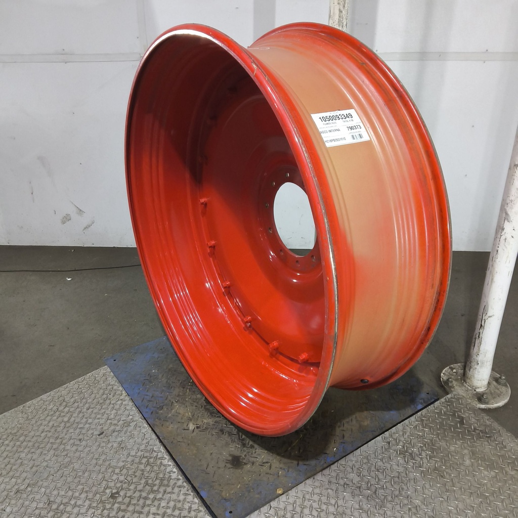 15"W x 50"D, Fendt/Agco Red 16-Hole Stub Disc