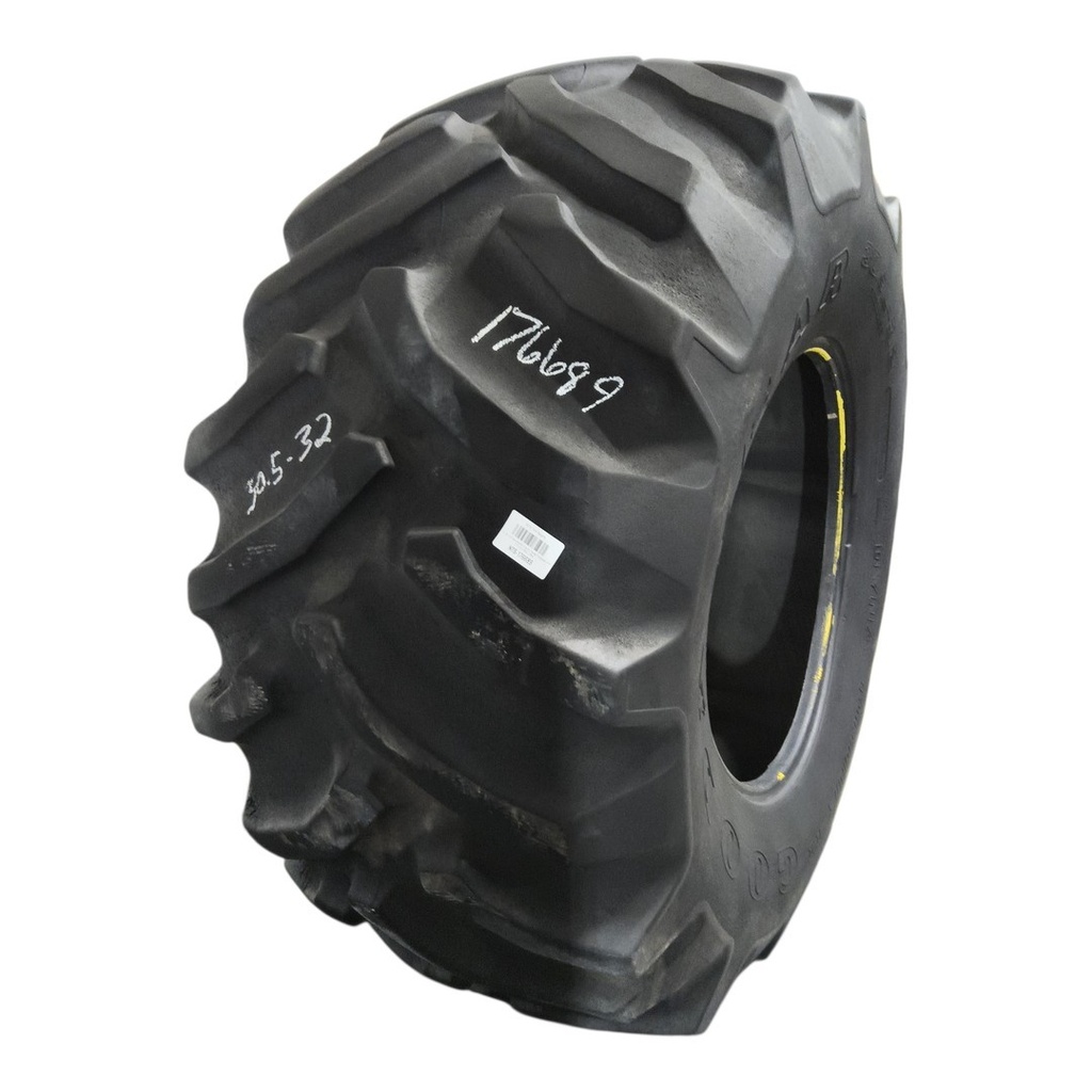 30.5L-32 Goodyear Farm Dyna Torque II R-1 F (12 Ply), 70%