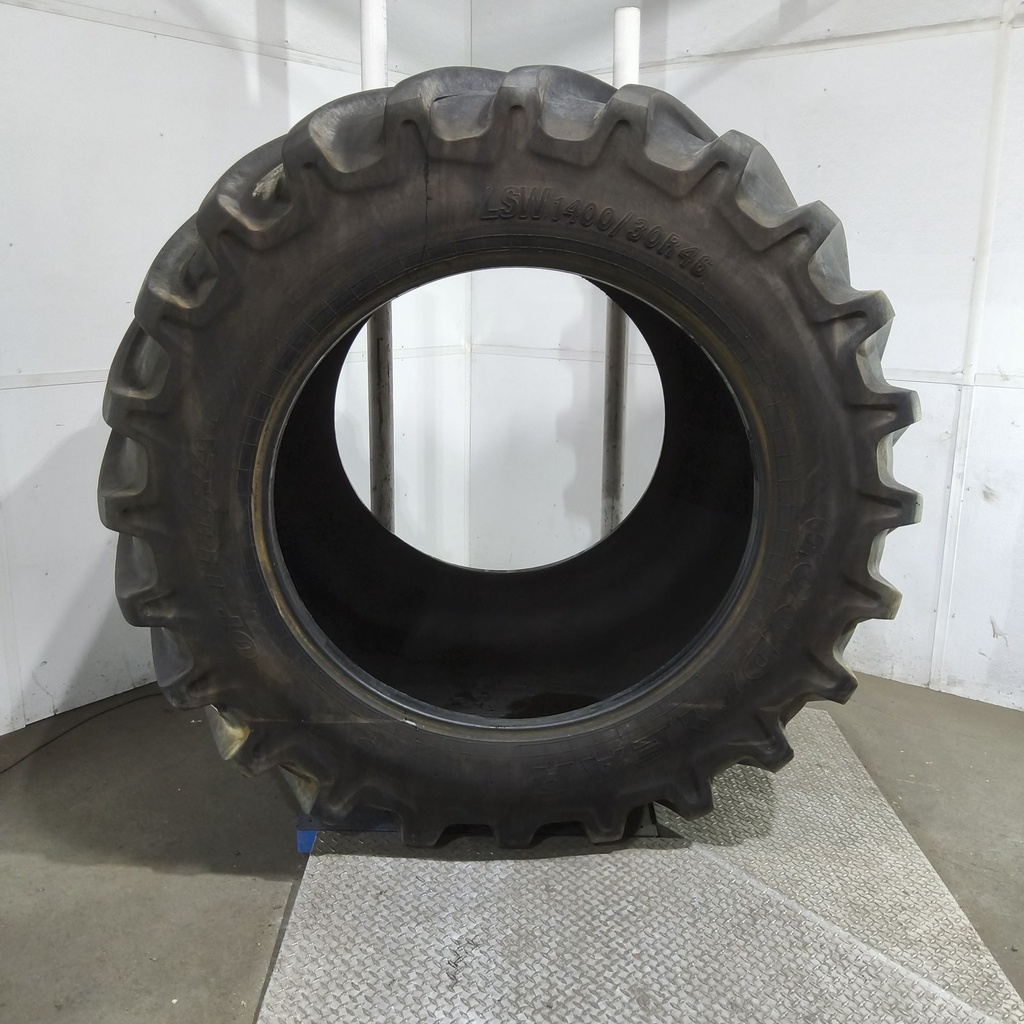 LSW1400/30R46 Goodyear Farm Optitrac R-1W 201D 80%