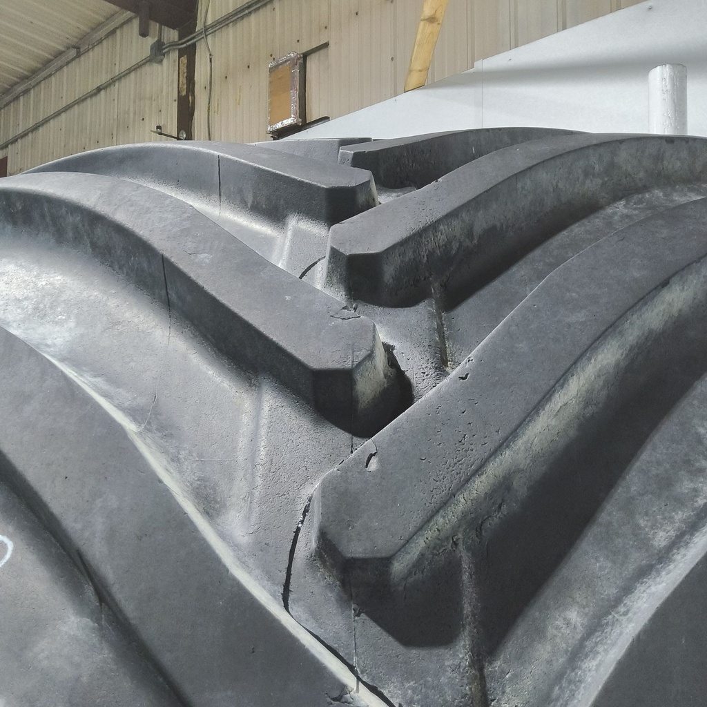 LSW1400/30R46 Goodyear Farm Optitrac R-1W 201D 80%