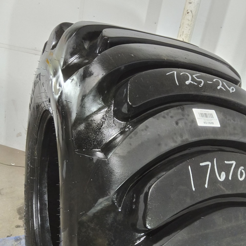 725/65-26 Galaxy Honey Wagon I-3 L (20 Ply), 180A8 99%
