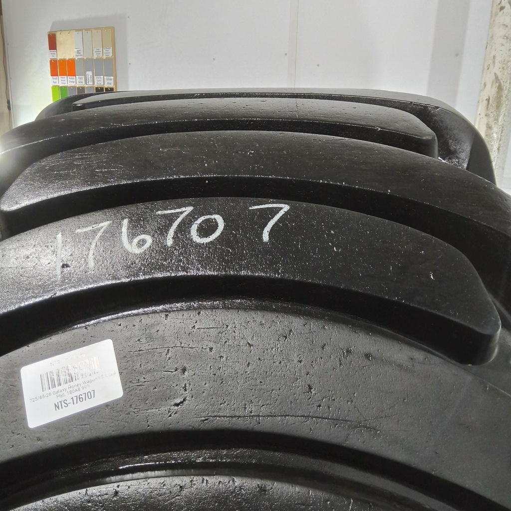 725/65-26 Galaxy Honey Wagon I-3 L (20 Ply), 180A8 99%