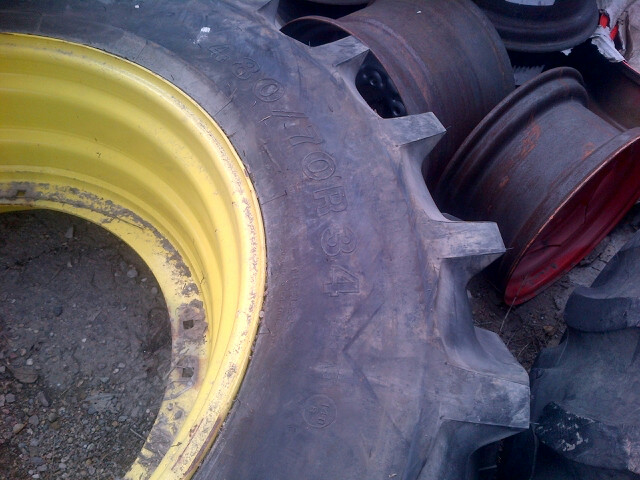 15"W x 34"D, John Deere Yellow 8-Hole Stub Disc (groups of 2 bolts)