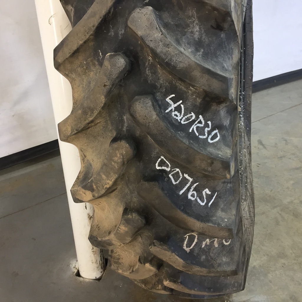 420/90R30 Firestone Radial All Traction FWD R-1 142 B 80%