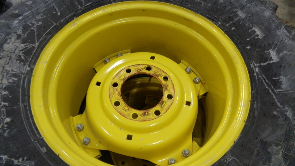 19.5/L-24 Goodyear Farm IT525 R-4 on John Deere Yellow 8-Hole Rim with Clamp/U-Clamp (groups of 2 bolts)