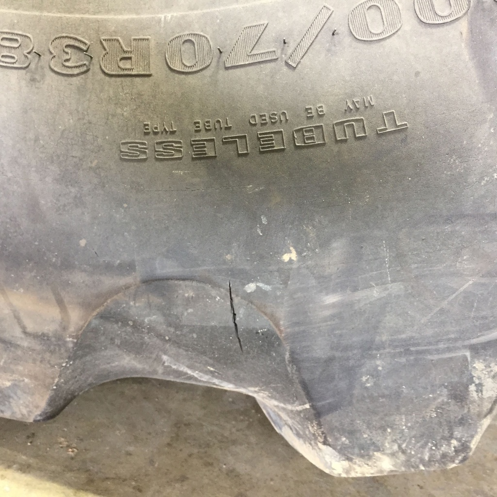 800/70R38 Goodyear Farm DT820 Super Traction R-1W 173 B 45%