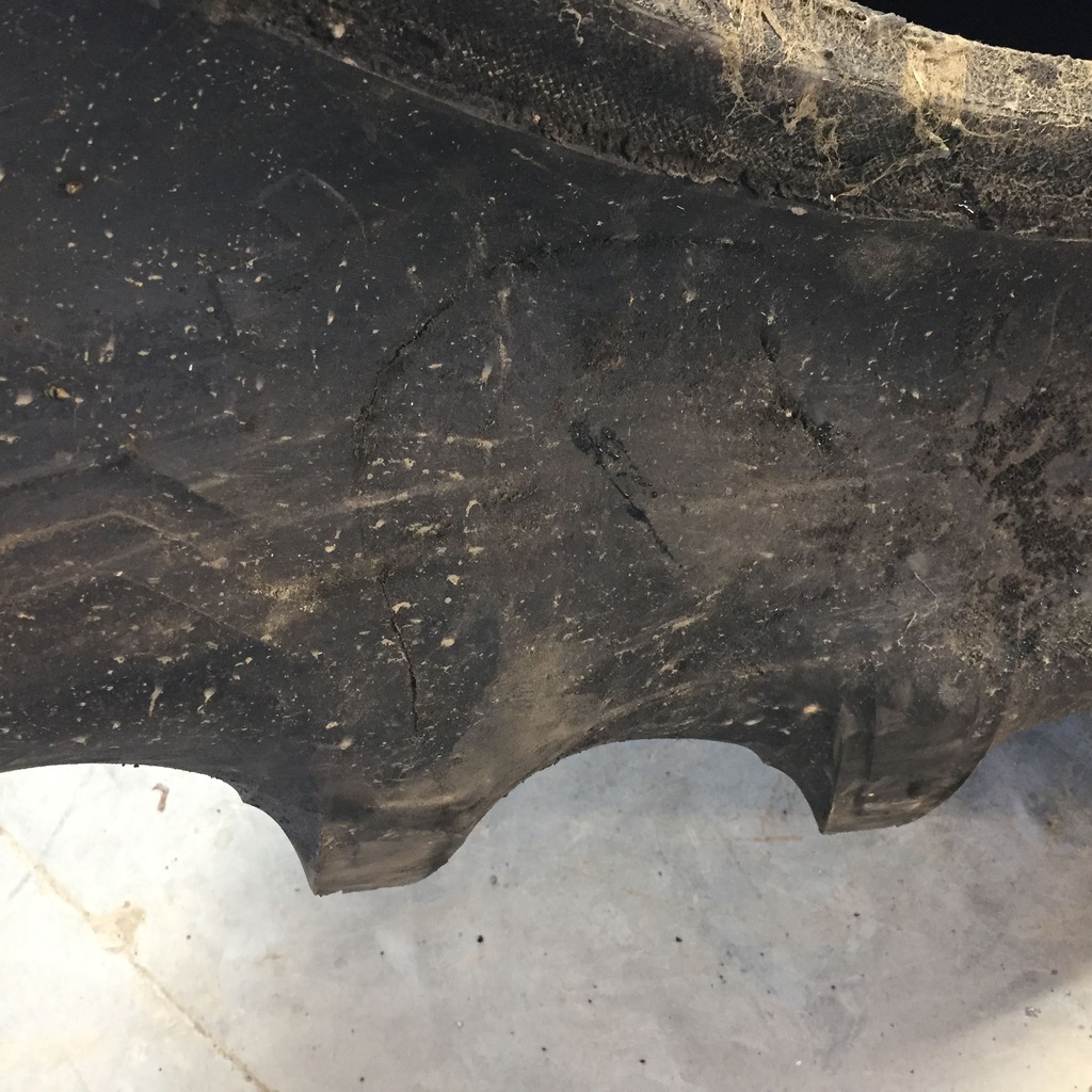 18.4/-34 Firestone Traction Field & Road R-1, D (8 Ply) 99%