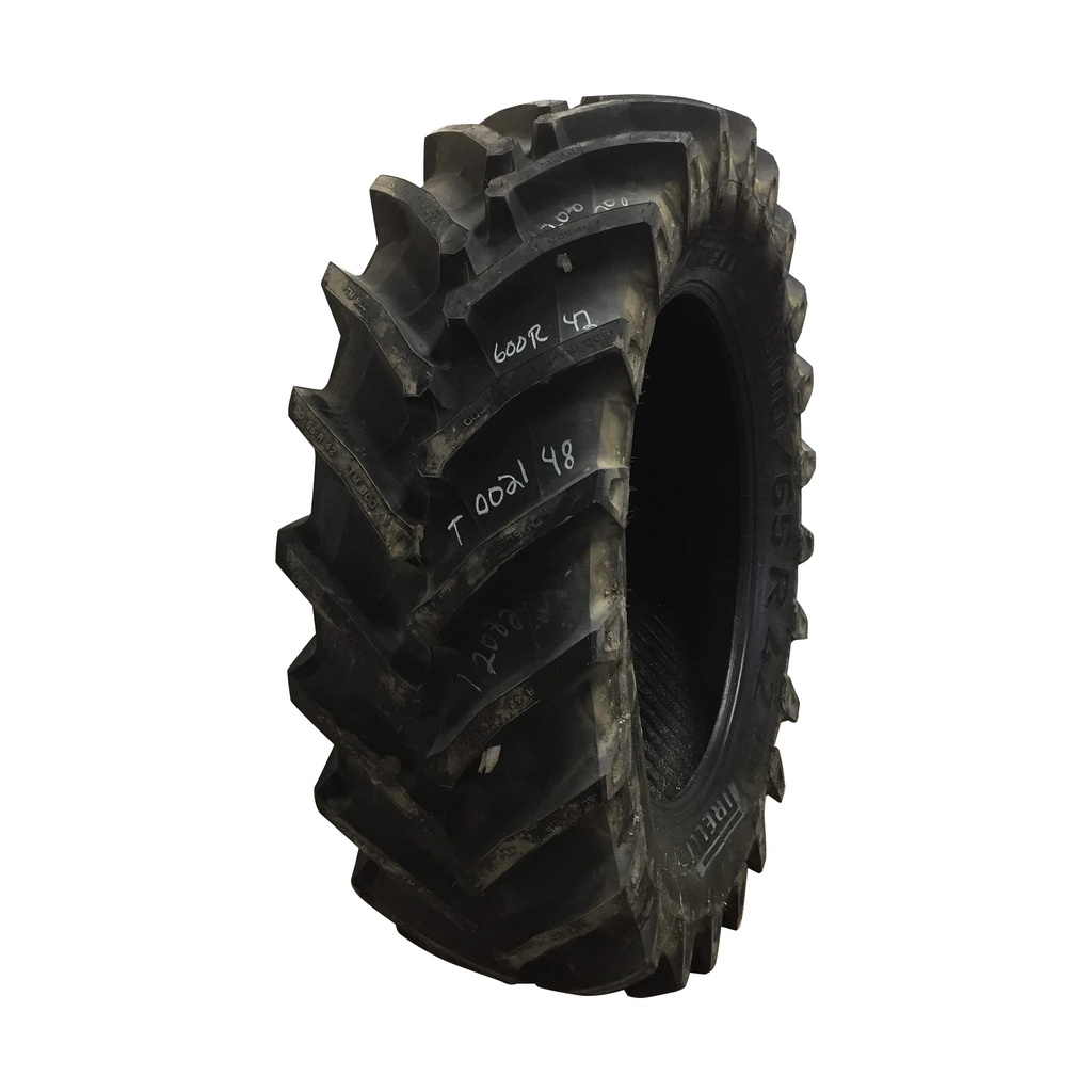 600/65R42 Pirelli TM800 R-1W 151 B 99%