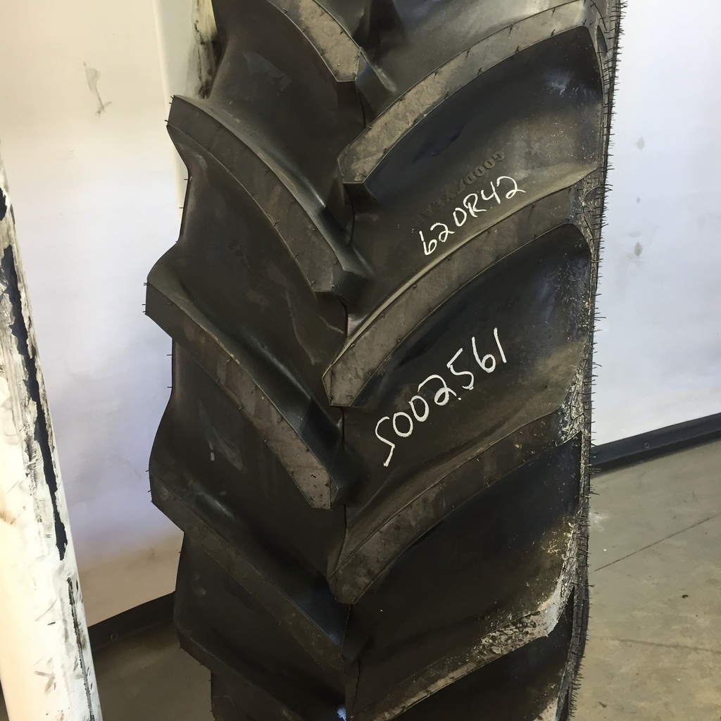 620/70R42 Goodyear Farm DT812 Optitrac R-1W 166 B 99%