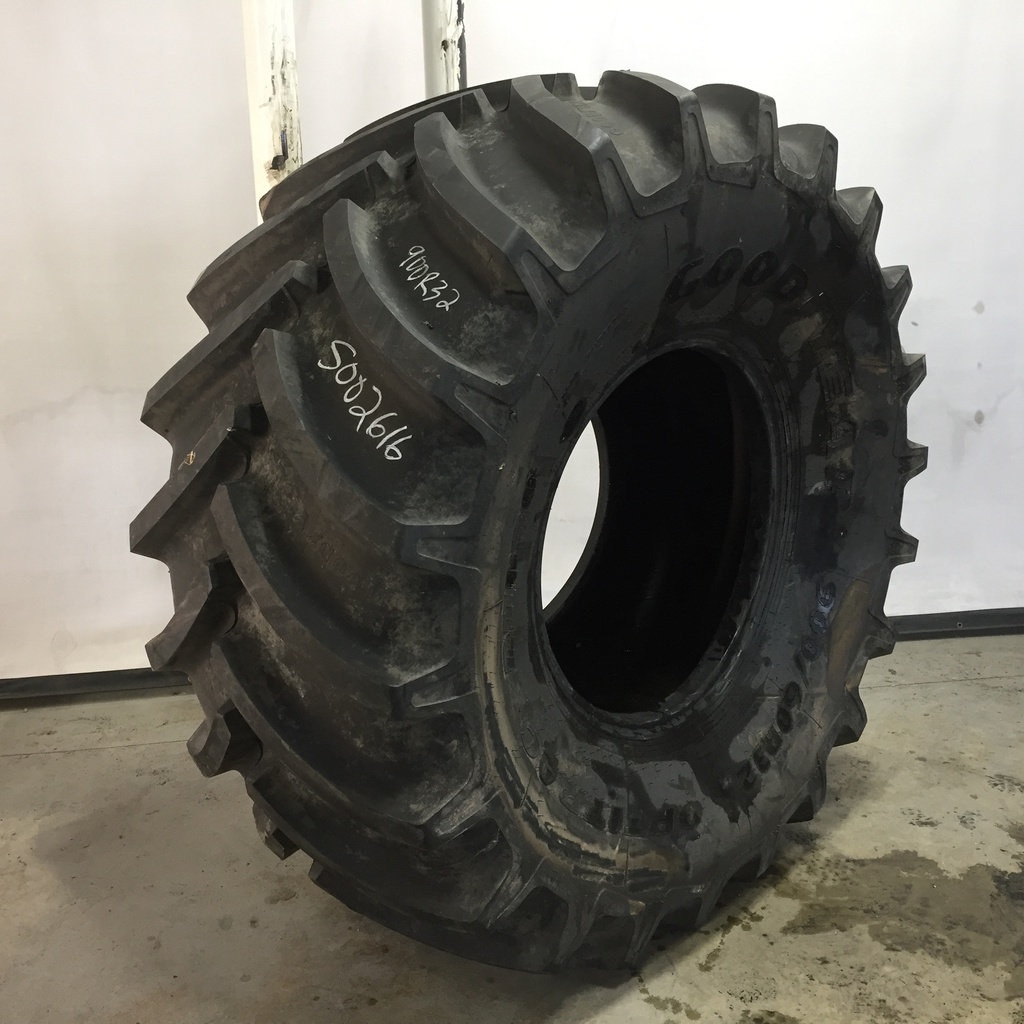 900/60R32 Goodyear Farm DT830 Optitrac R-1W 176 B 95%