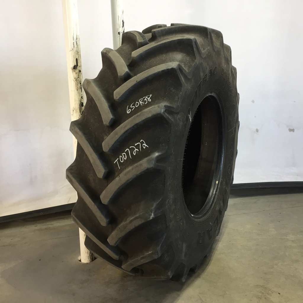 650/85R38 Goodyear Farm DT824 Optitrac R-1W 173 B 75%