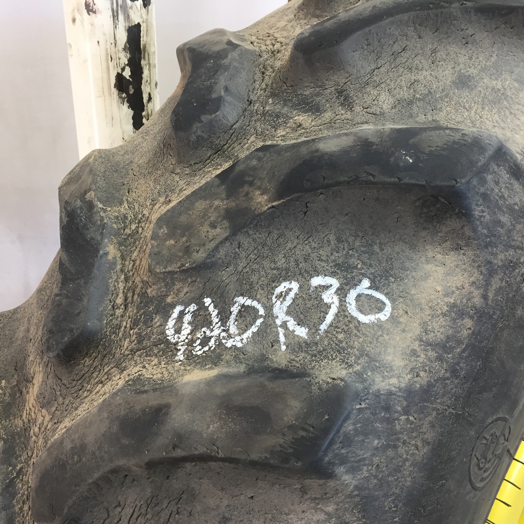 420/90R30 Goodyear Farm UltraTorque Radial R-1 142 B 40%