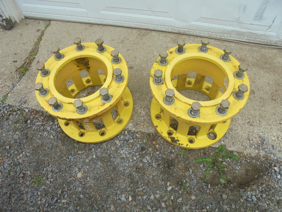 10-Hole 10.5"L Sprayer Extension, John Deere Yellow