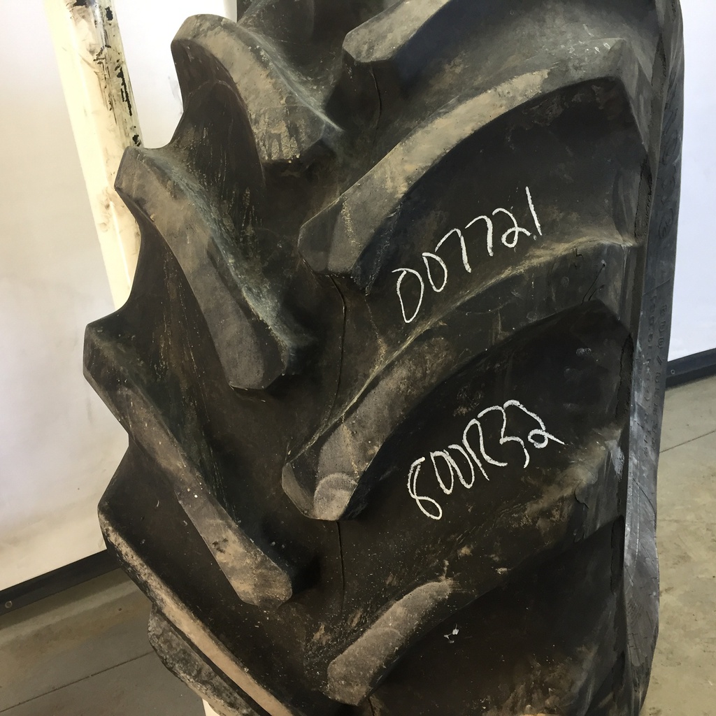 800/65R32 Firestone Radial All Traction DT R-1W 172 A8 90%