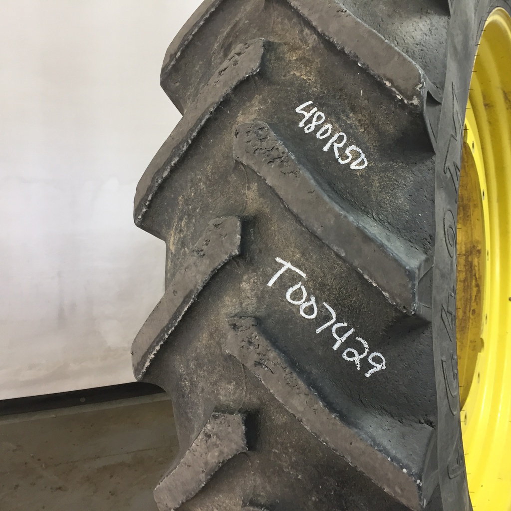 480/80R50 Titan Farm AG49M Radial R-1W on John Deere Yellow 12-Hole Stub Disc 55%