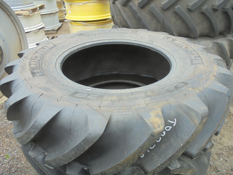 540/65R28 Michelin Multibib R-1W 142 D 99%