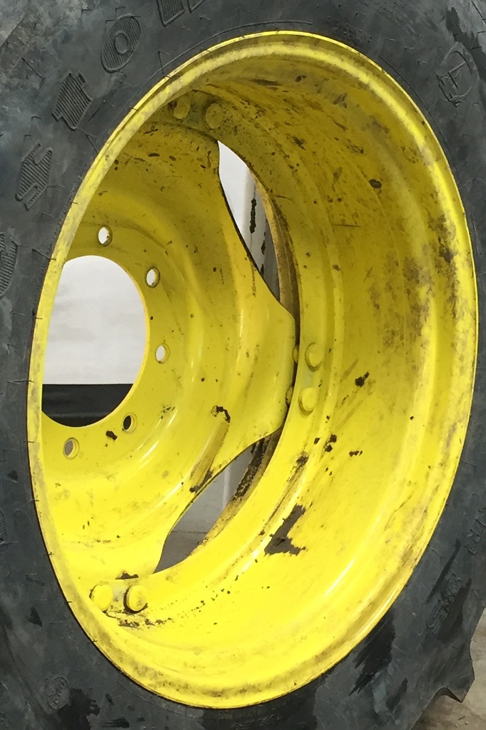 12"W x 28"D Stub Disc (groups of 2 bolts) Rim with 8-Hole Center, John Deere Yellow