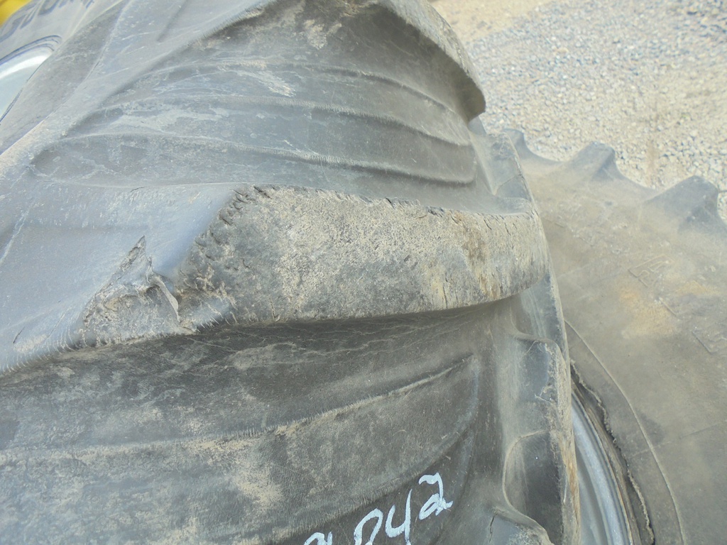 20.8/R42 BF Goodrich Power Radial 80 R-1 on Case IH Silver Mist 0-Hole Double Bevel 38" Cast 50%