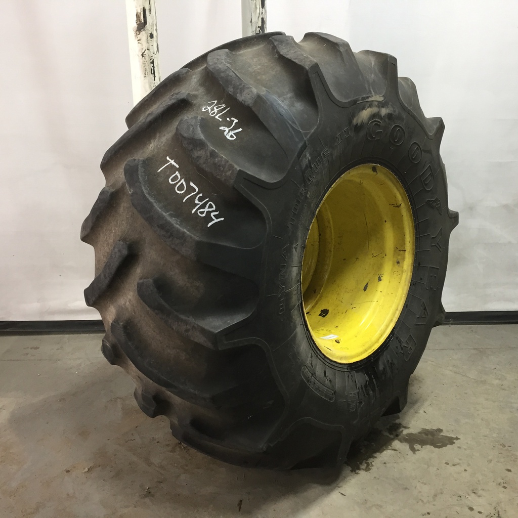USED 28L-26 Goodyear Farm Dyna Torque II R-1 F (12 Ply), 60% for Sale ...