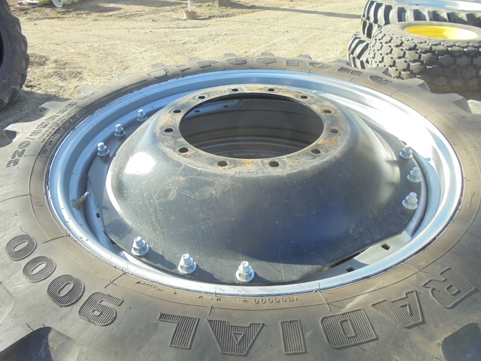 12-Hole Waffle Wheel (Groups of 3 bolts) Center for 38" Rim - 54", Black