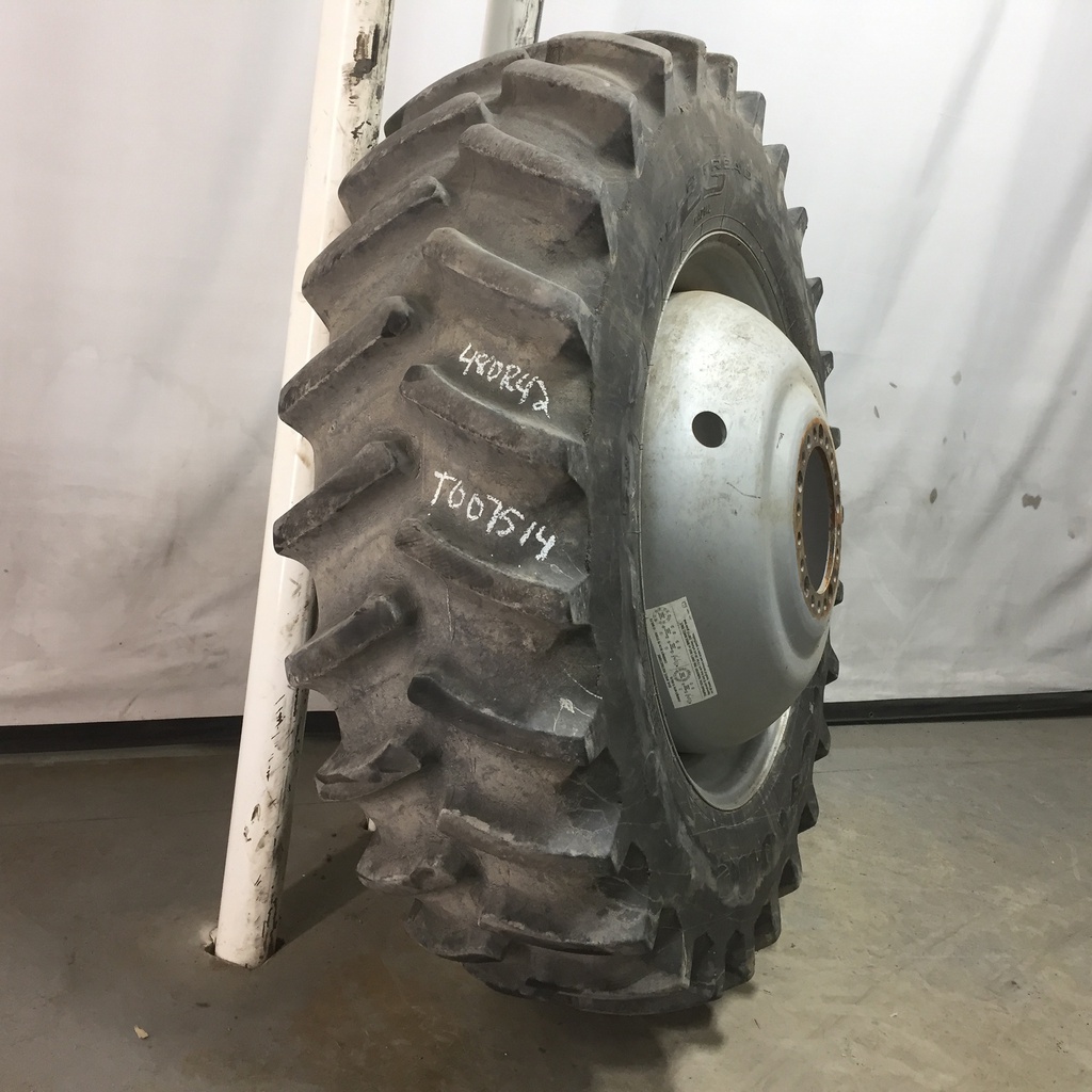 480/80R42 Firestone Radial Deep Tread 23 R-1W on Case IH Silver Mist 20-Hole Dolly Dual 80%