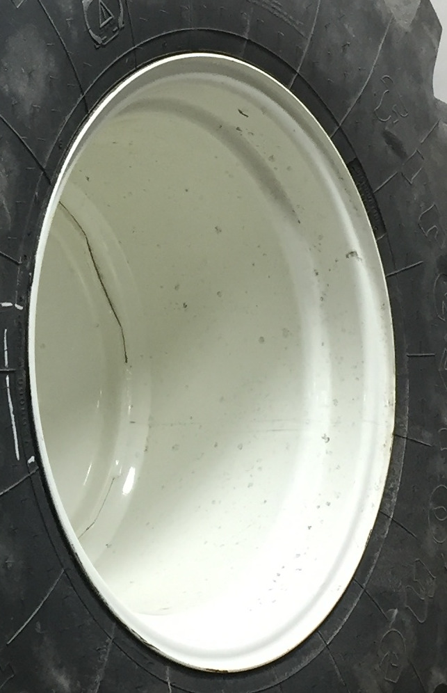 25"W x 26"D, New Holland White 10-Hole Formed Plate