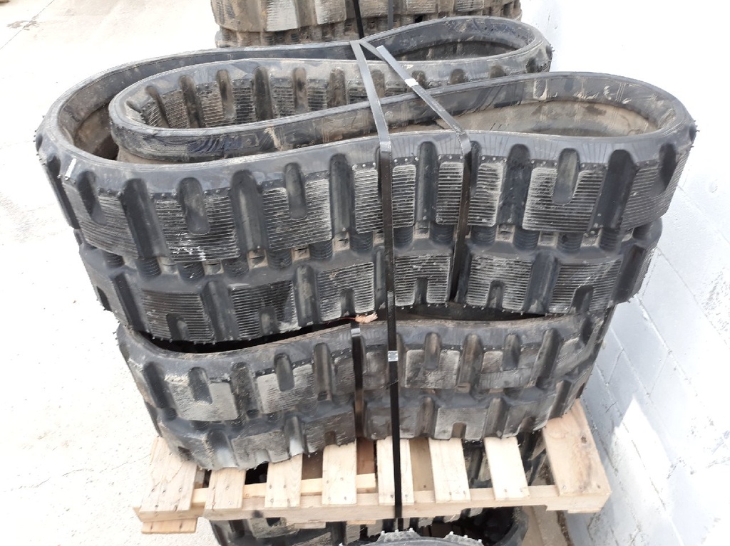 USED Unknown Track Rubber Track Machine Rubber Track, 450 X