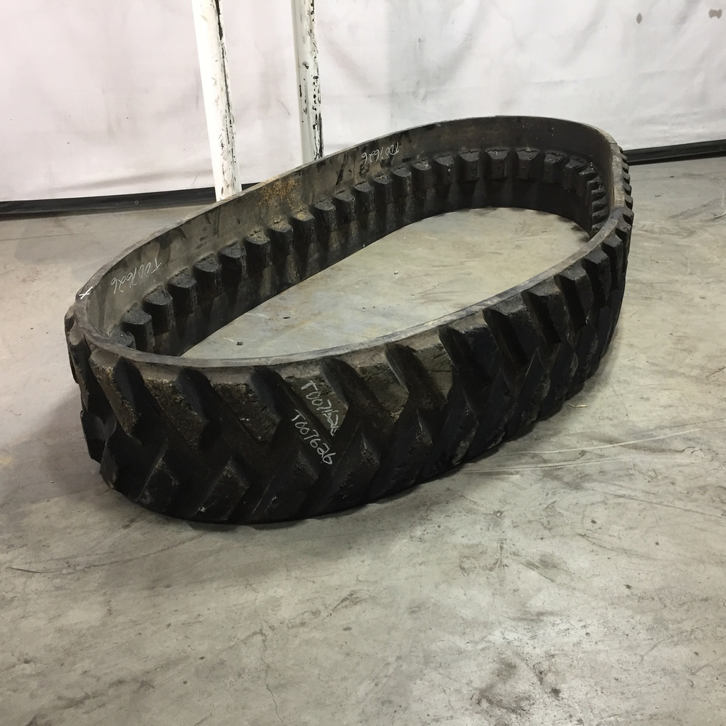 18" Camoplast 3500 General Ag Case IH Rowtrac 85%