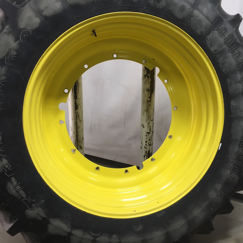 480/80R46 Firestone Radial All Traction 23 R-1 on John Deere Yellow 12-Hole Stub Disc 90%